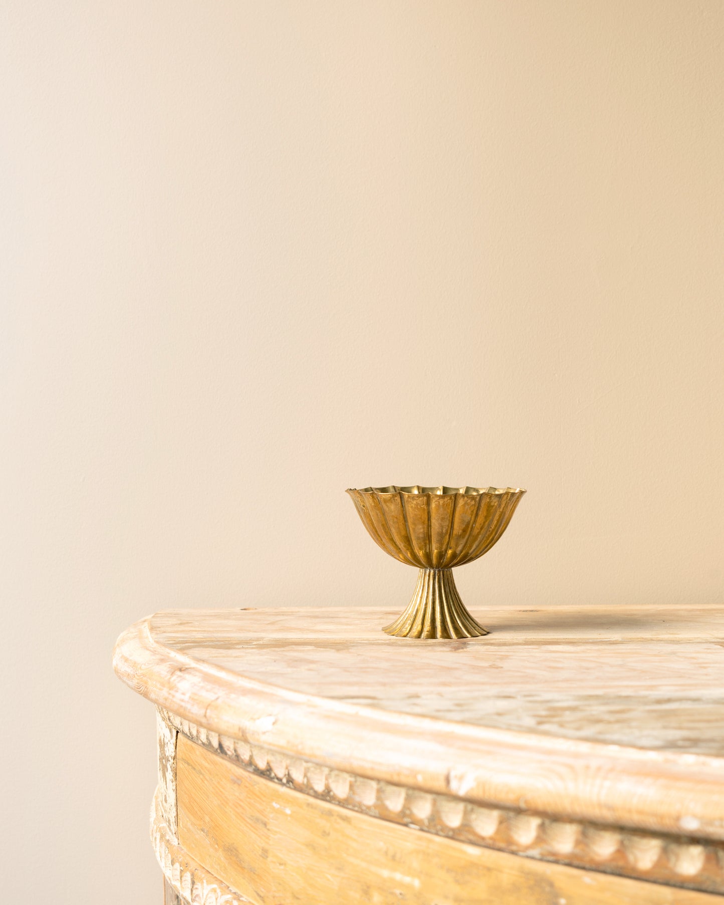 Josef Hoffmann, Wiener Werkstätte Brass Repoussé Bowl