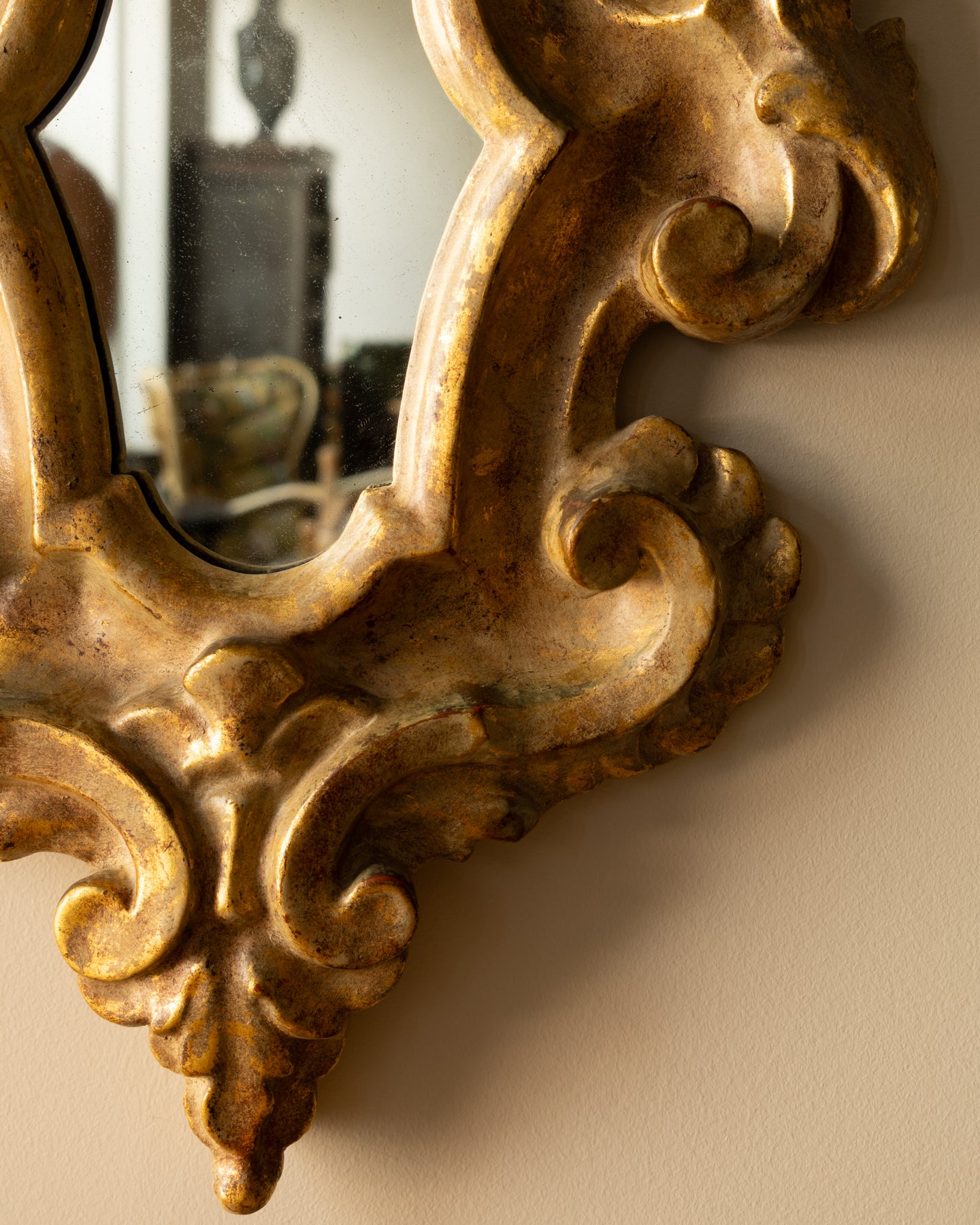 Italian Rococo Style Giltwood Mirror