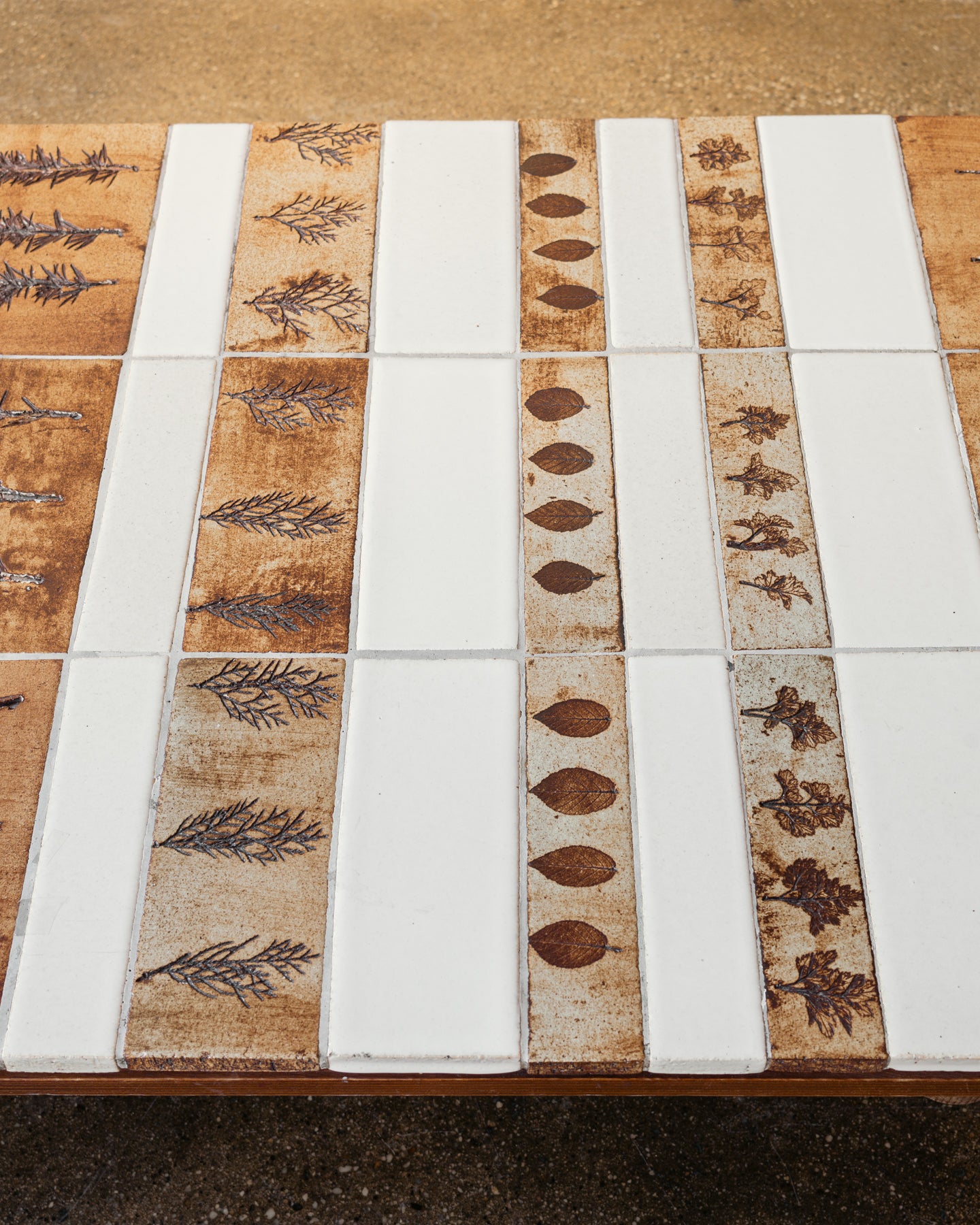 Roger Capron Model TK1 Ceramic Coffee table