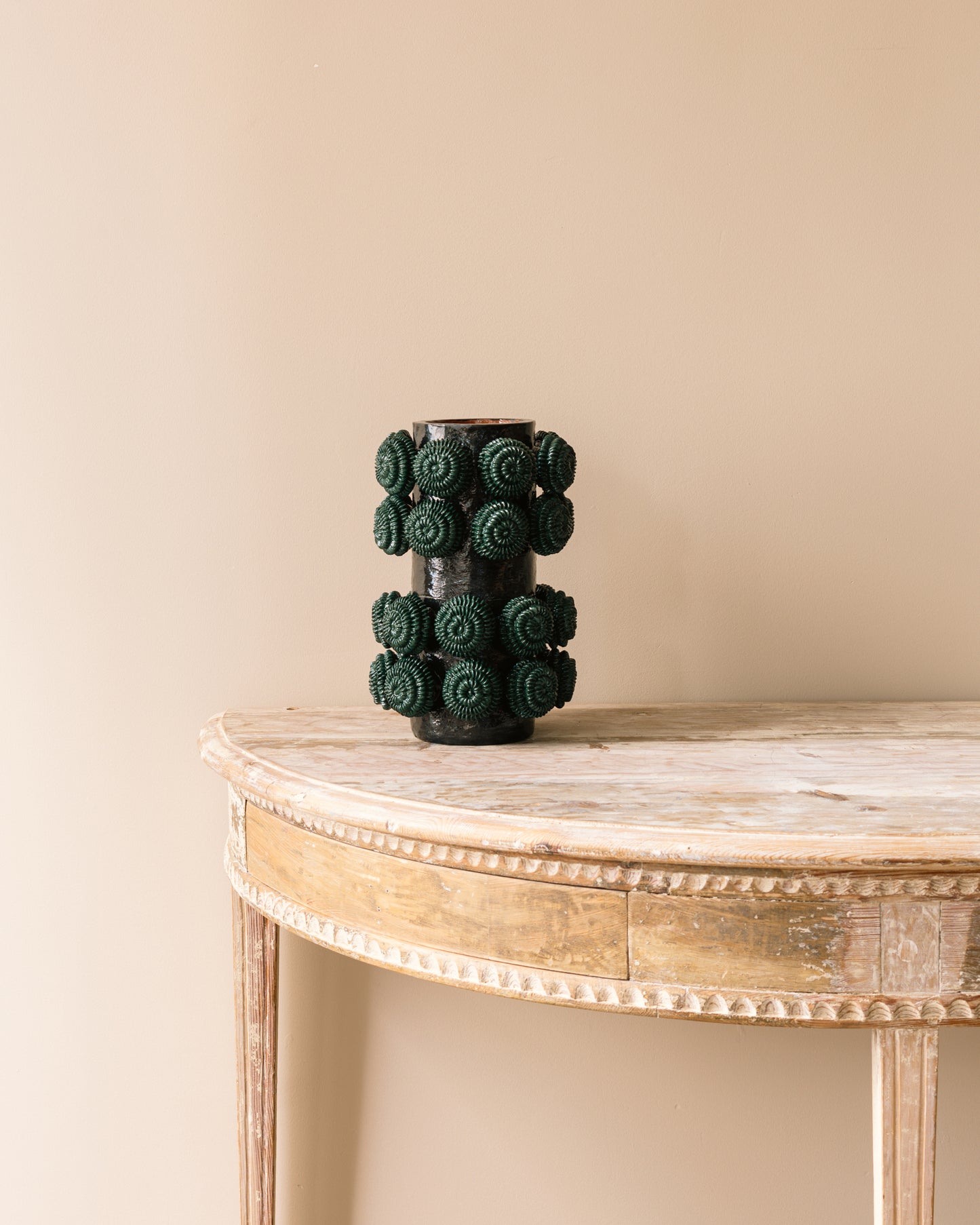 Julia Vase by Studio Binat